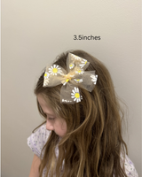 White Daisies // TWO SIZES Tulle Bow