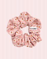 Pink Daisies // Scrunchies