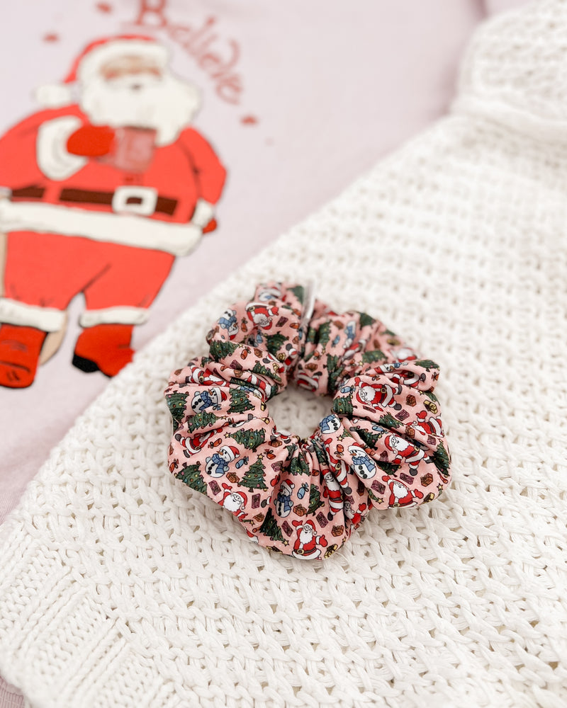 Santa and Friends // Scrunchies