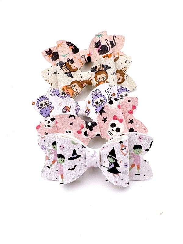 What a Character // Pattern Bows