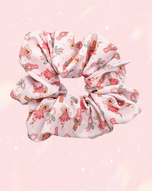 Dancing // Scrunchies