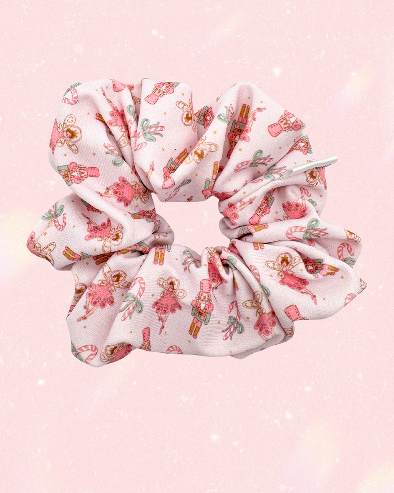 Dancing // Scrunchies