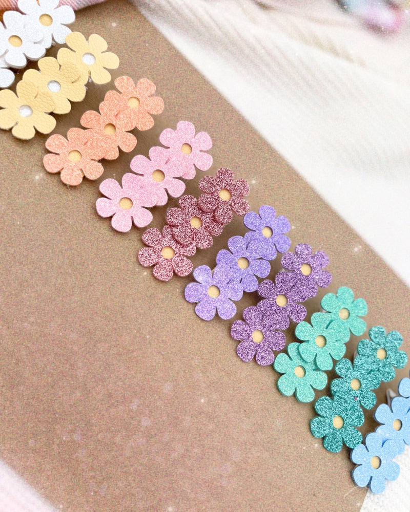 Glitter Trio Flowers // Specialty Clip