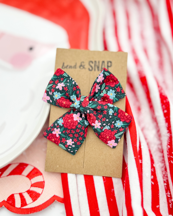 Christmas Floral // Hand-Tied