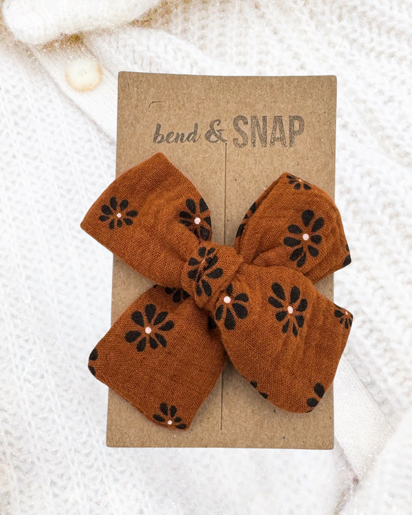 Daisies on Gingerbread // Hand-Tied