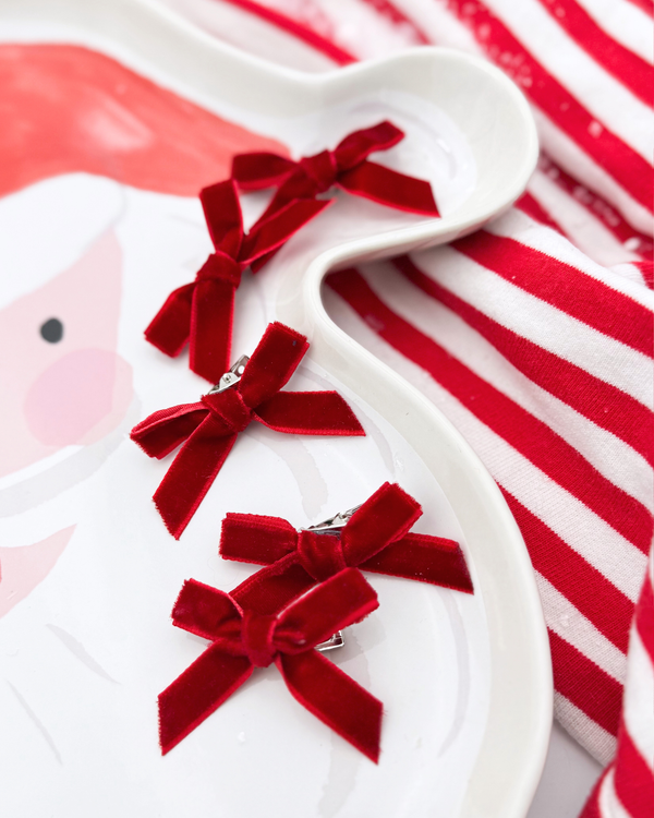 Pre order // 2 weeks // Red Mini Velvet Bows