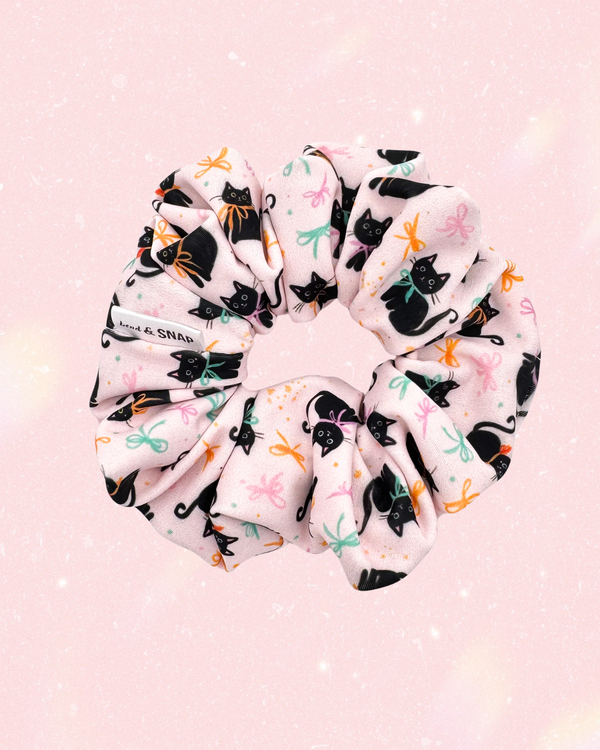 Coquette Cats  // Scrunchies
