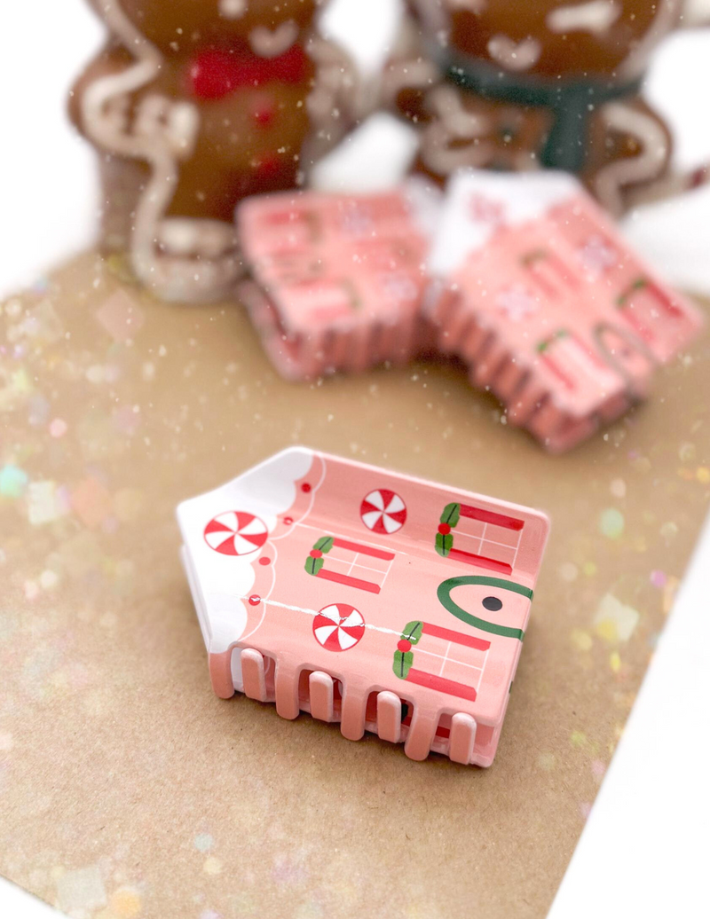 Pre order — Gingerbread House Claw Clip