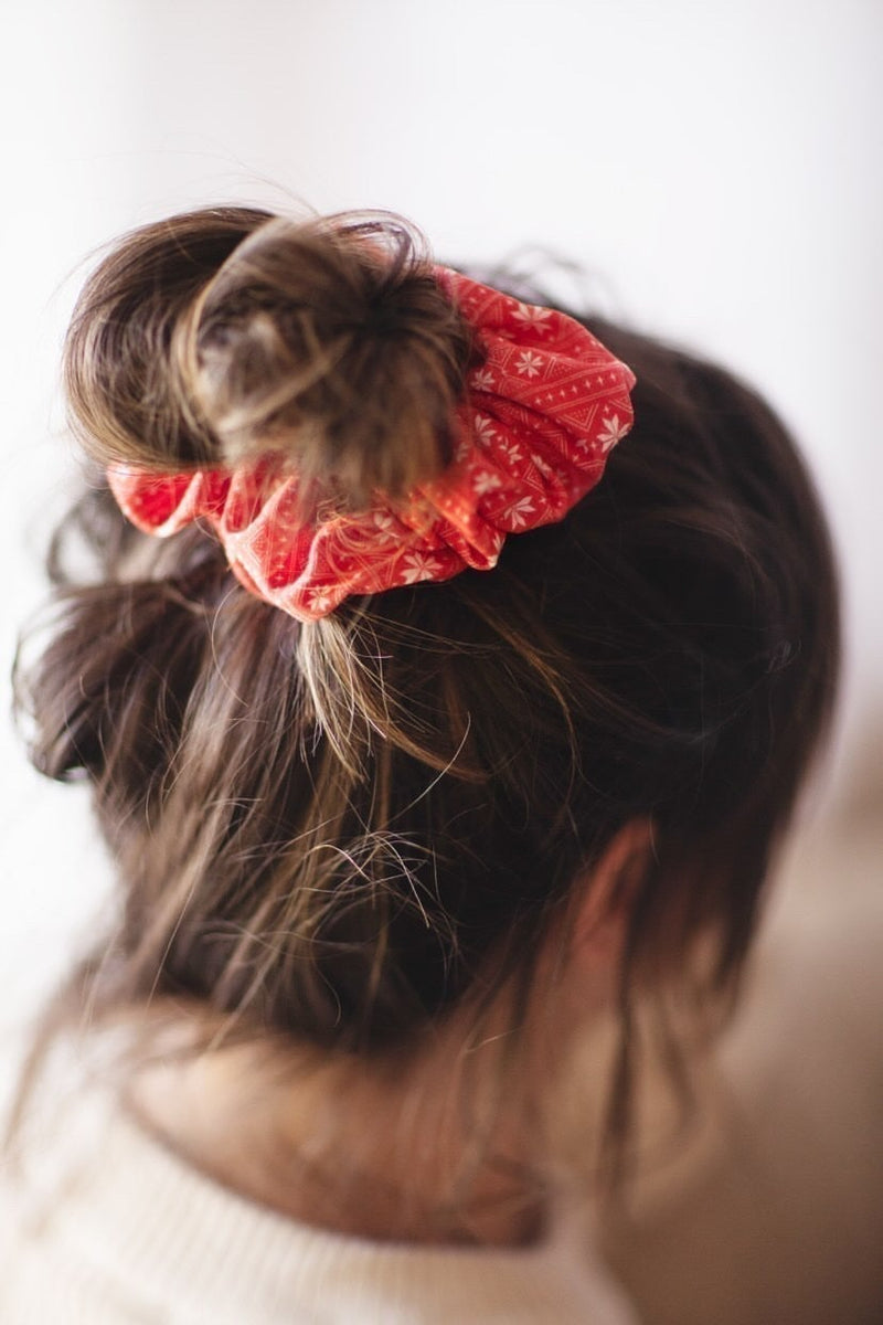 Double Gauze Red Hearts on White  // Scrunchies