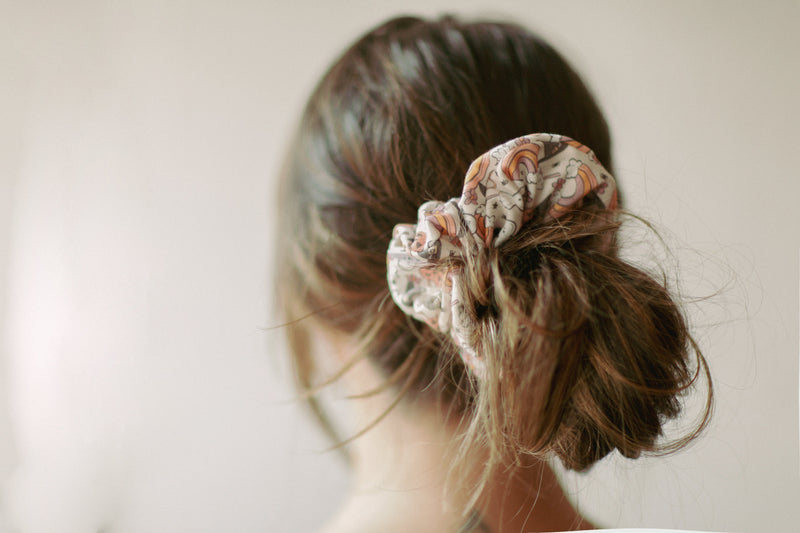 Pink  Satin  // Scrunchies